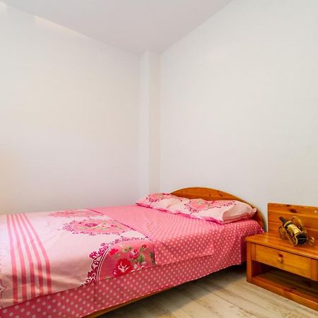 Belane Apartments Tivat Bagian luar foto