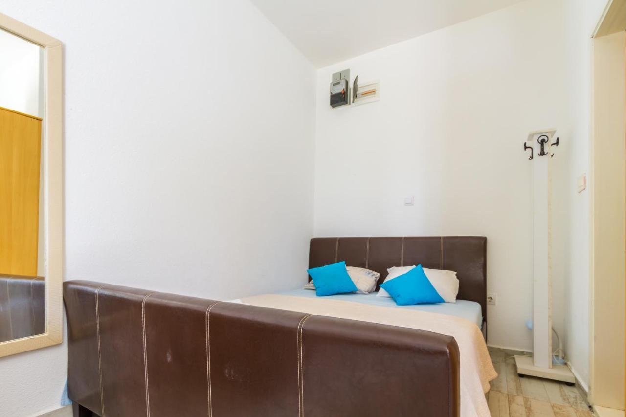 Belane Apartments Tivat Bagian luar foto